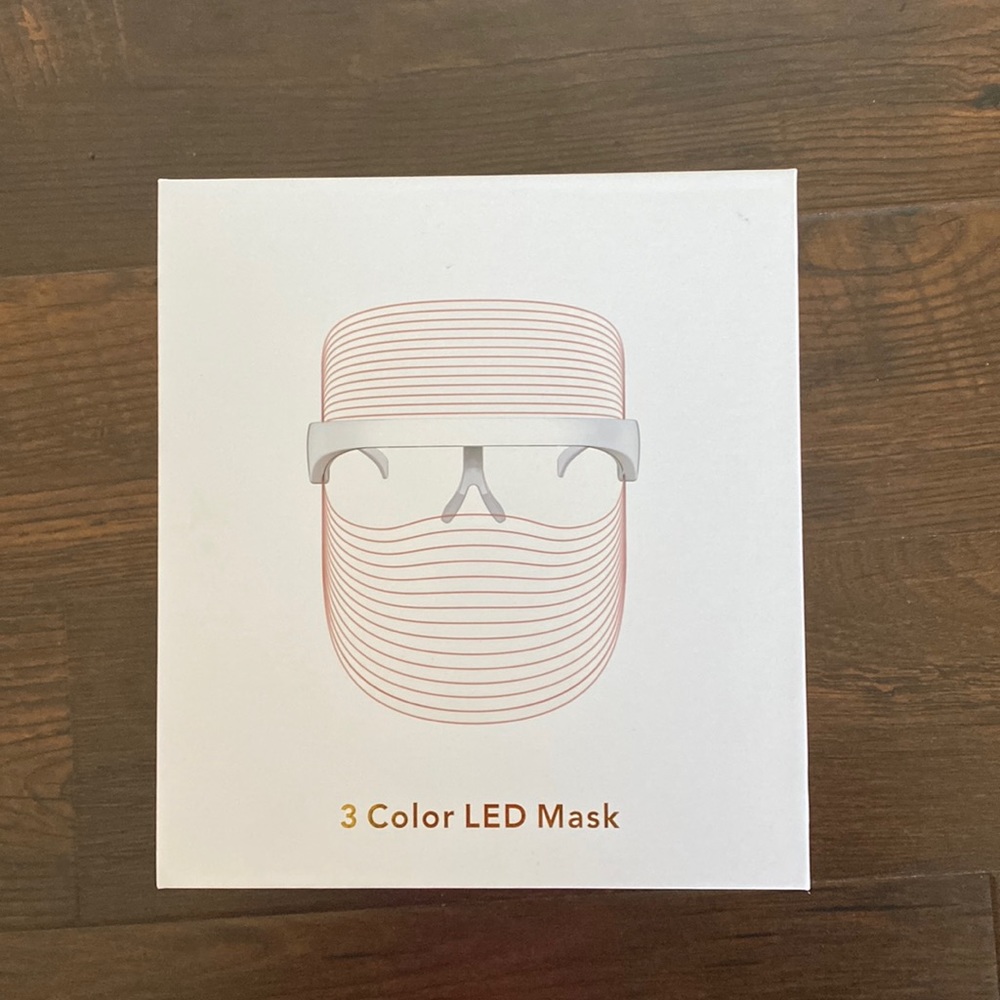 LED face shield
